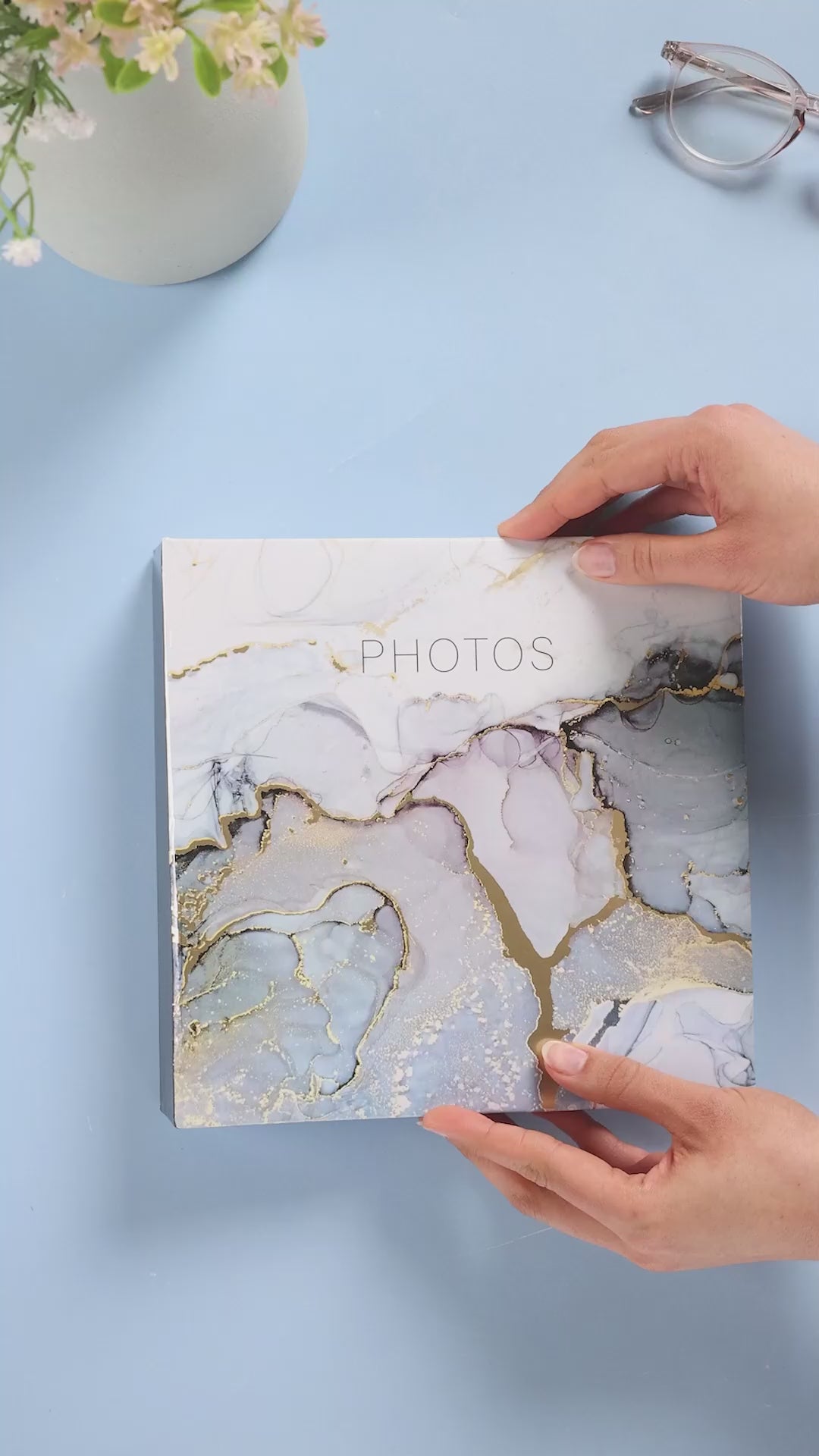 Picture This Grey & Gold Marble Design Photo Album Holds 200 Slip In 6'' x 4'' Photographs, Multi (7591)